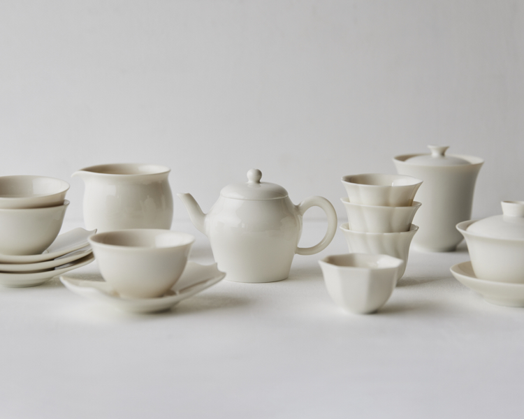 吉田直嗣 × KYO AMAHARE「白の余韻」